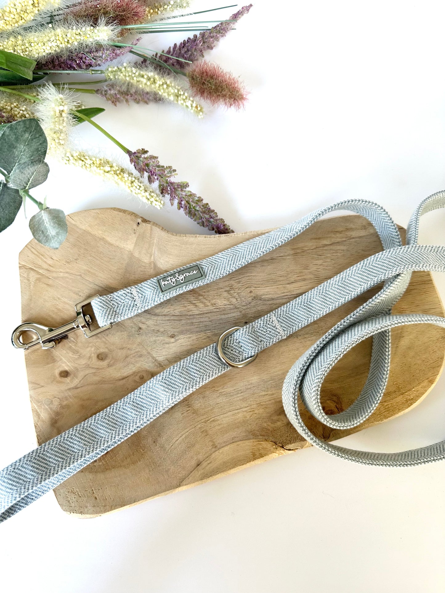 Set Neat Tweed