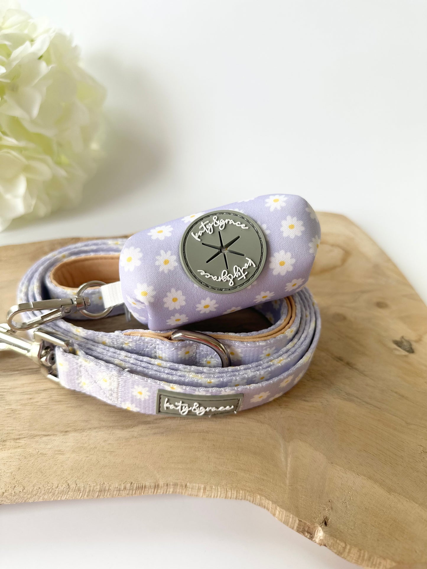 Poop Bag Dispenser - Lilac Daisy