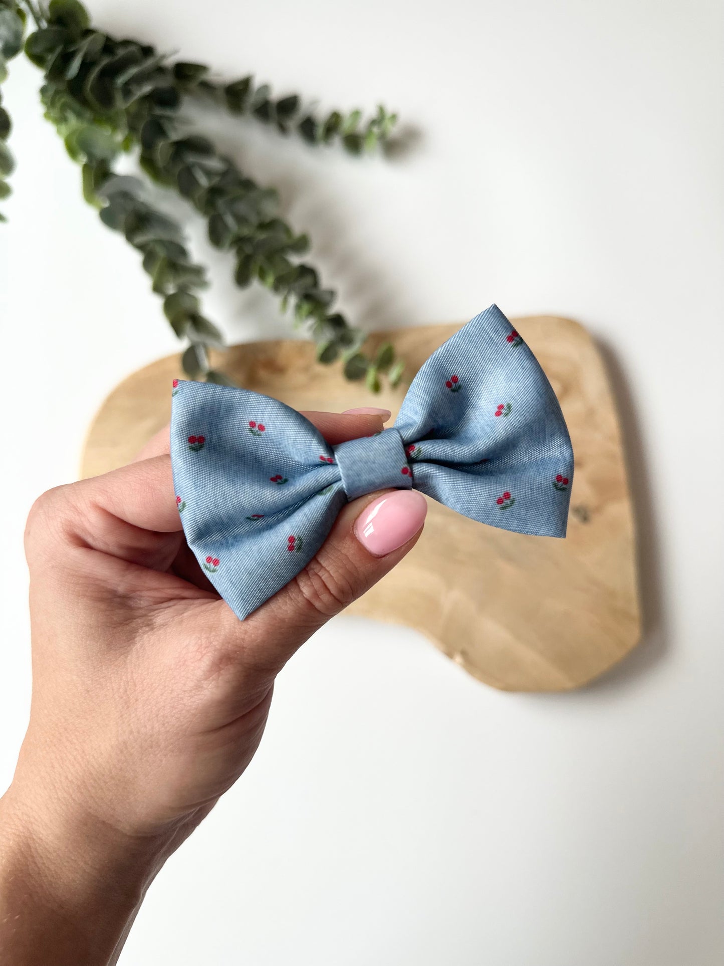 Bow - Cherry Jeans