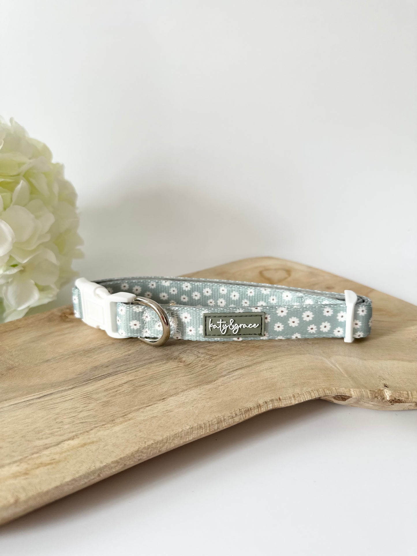 Collar - Sage Daisy