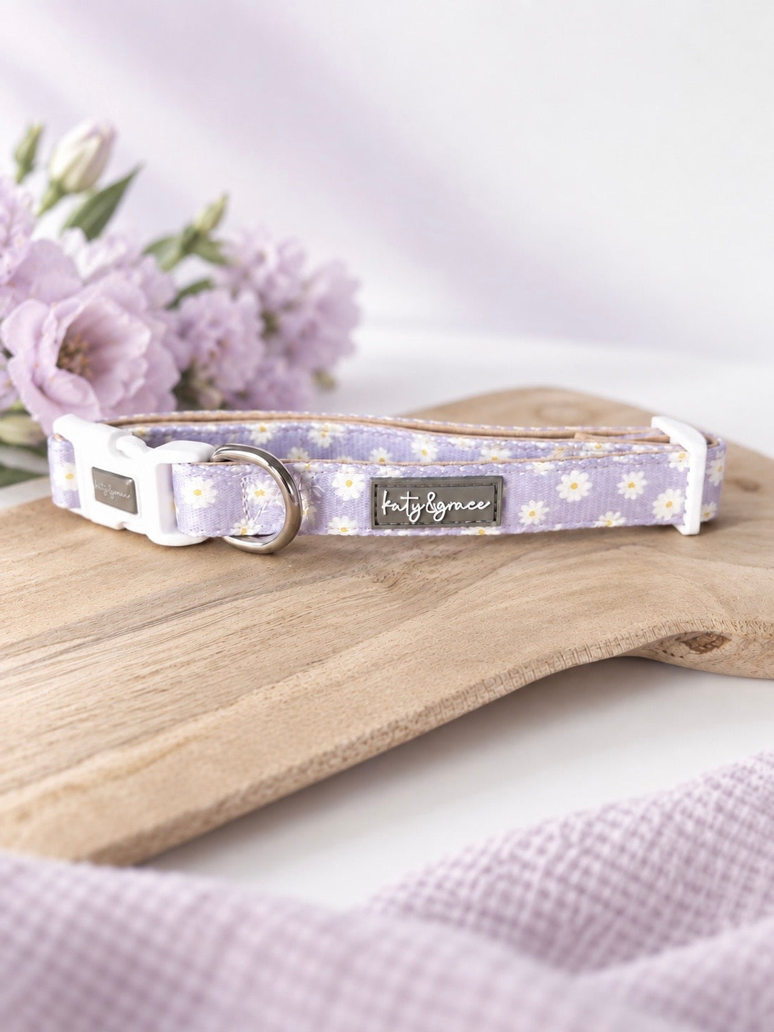 Collar - Lilac Daisy